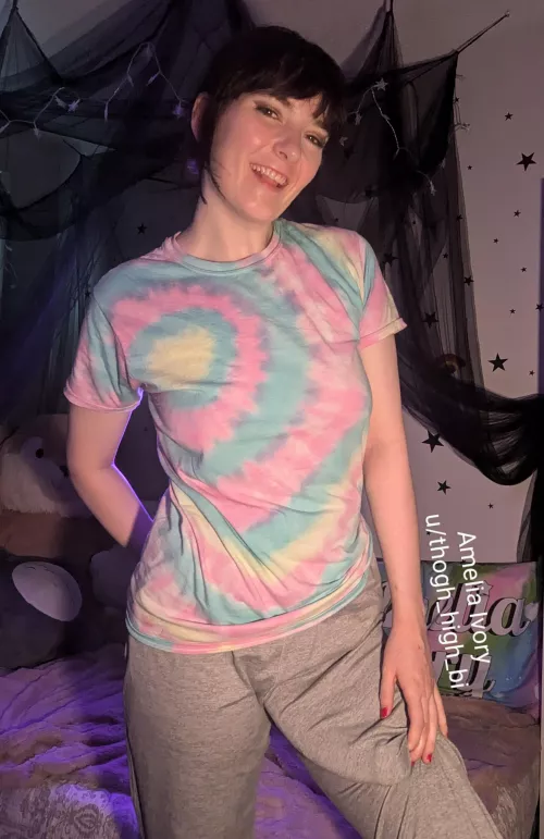 Back that ass up on me and feel my cock through my sweatpants 