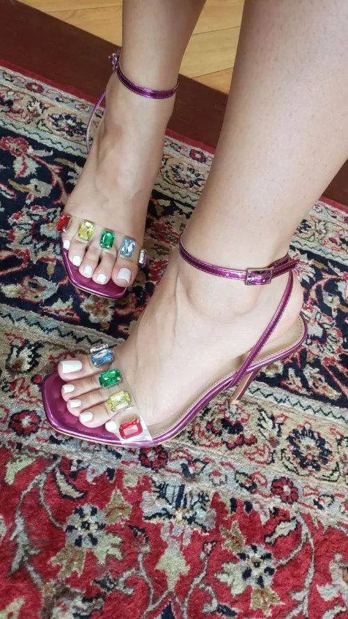 (F) Tanos Heels 💜😈