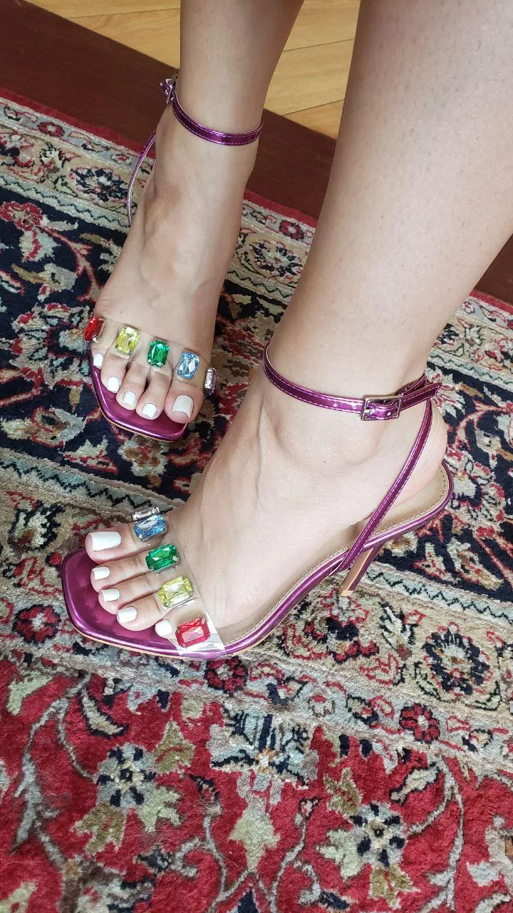 (F) Tanos Heels 💜😈