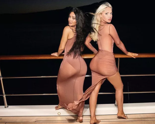 Kim 🔥🔥 big ass