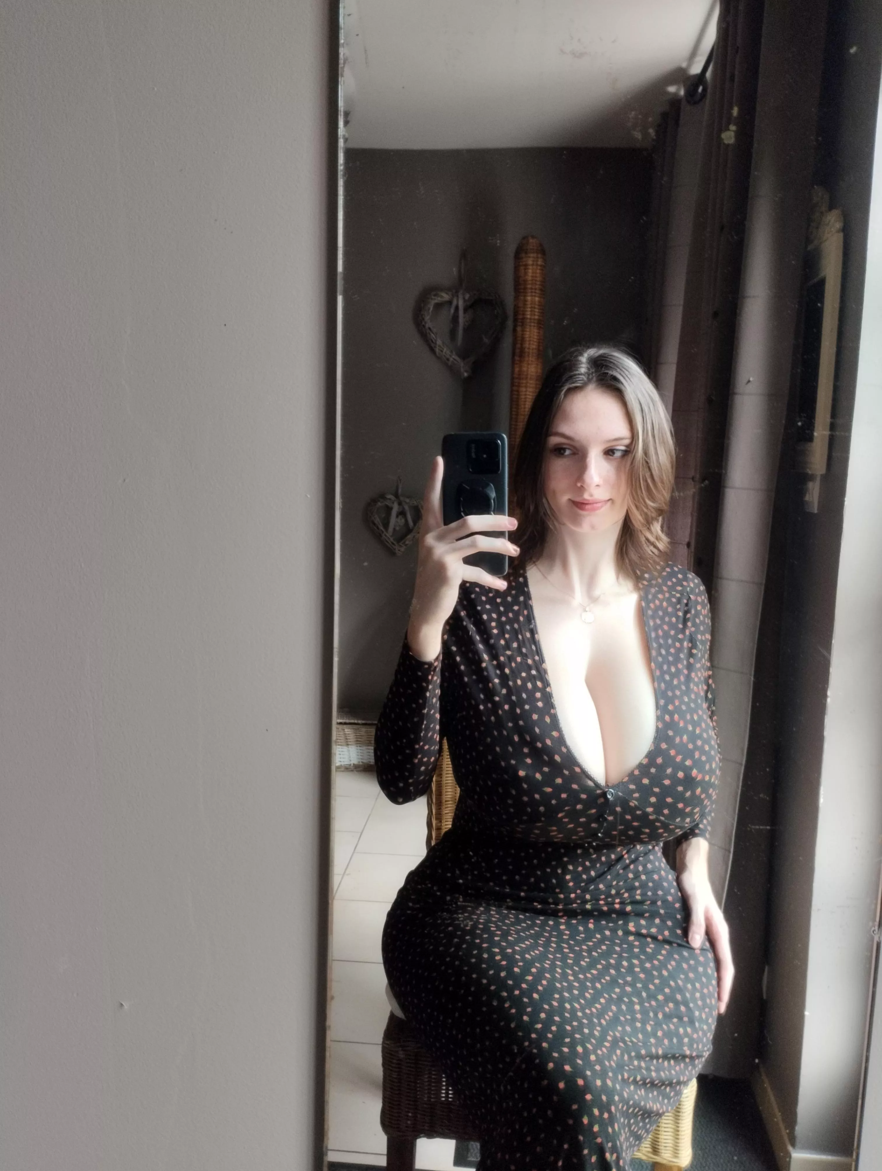 Thick thighs in grandma dress