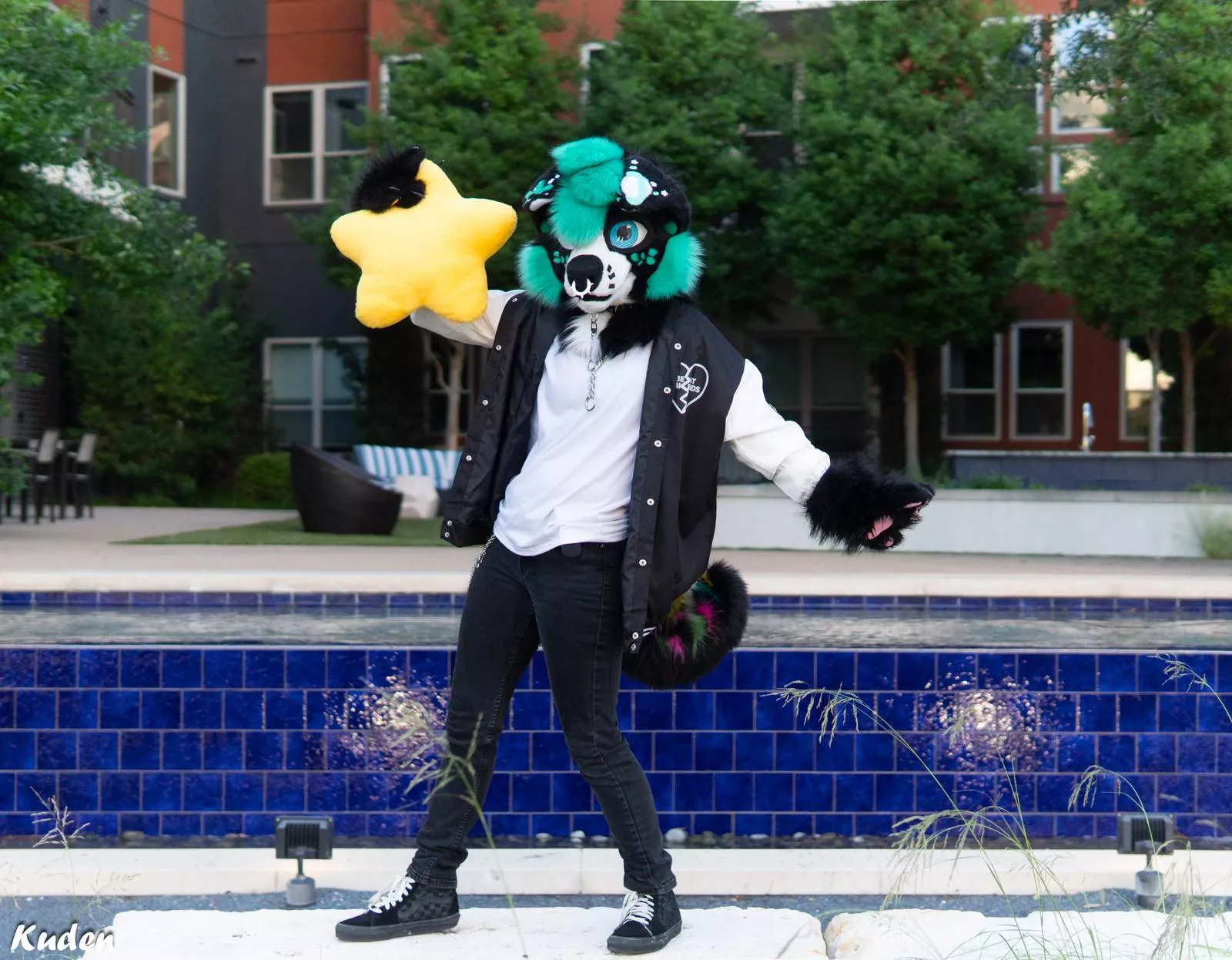 Who is your favorite fursuiter?