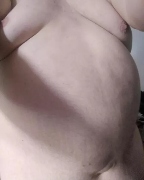 45UK guy who is not sure about people finding his body attractive, but taking a chance 😳.