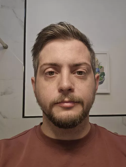 Goofy ass nerd here, wish I was a bard. Give me a charisma score.