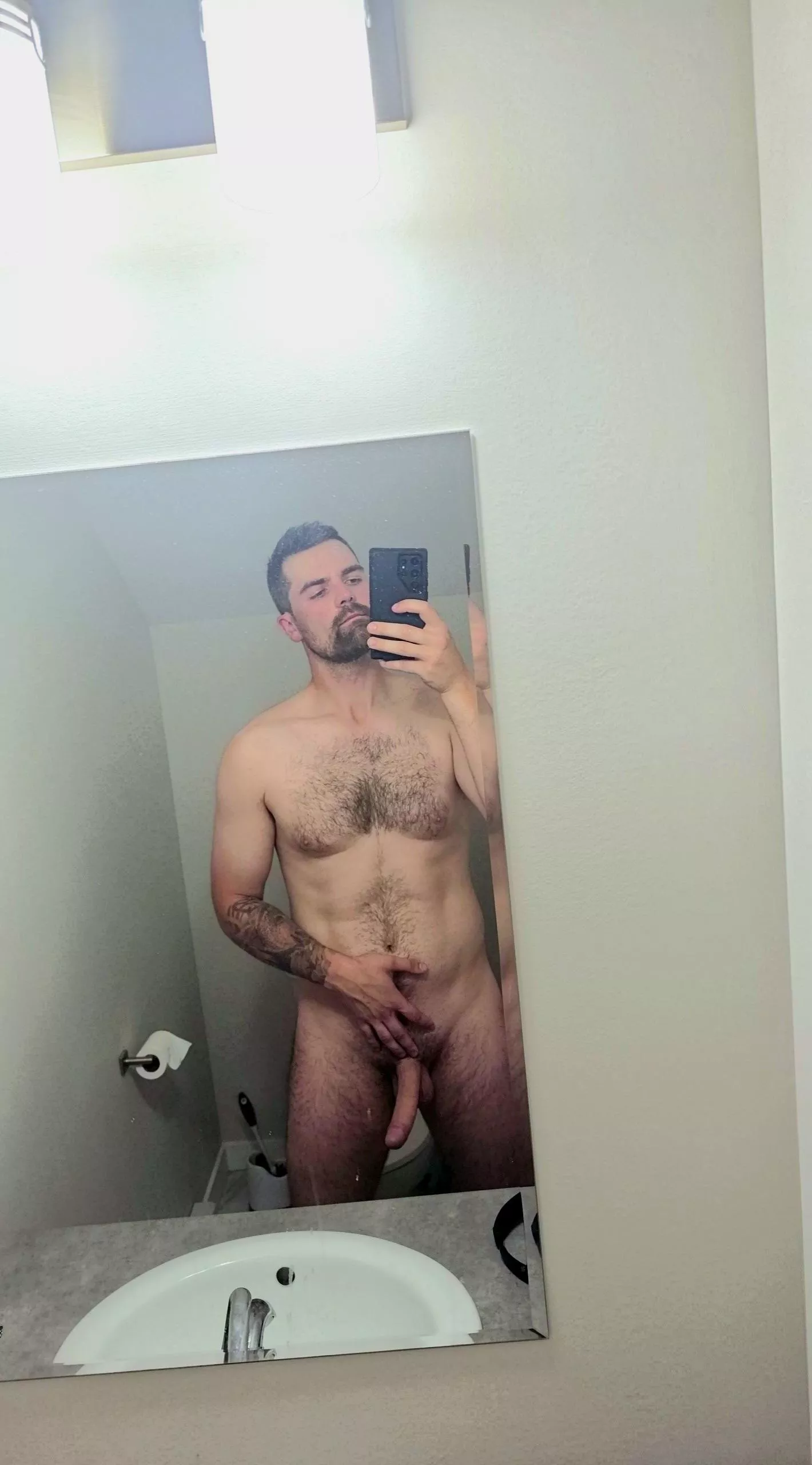 Got a new haircut and wanted to show it off, (32)