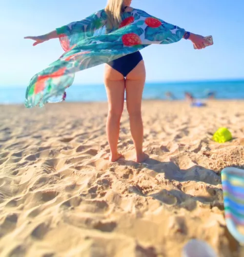 Make me your wallpaper and show me