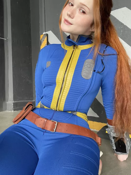 Vault Dweller cosplay by Neyrodesu 