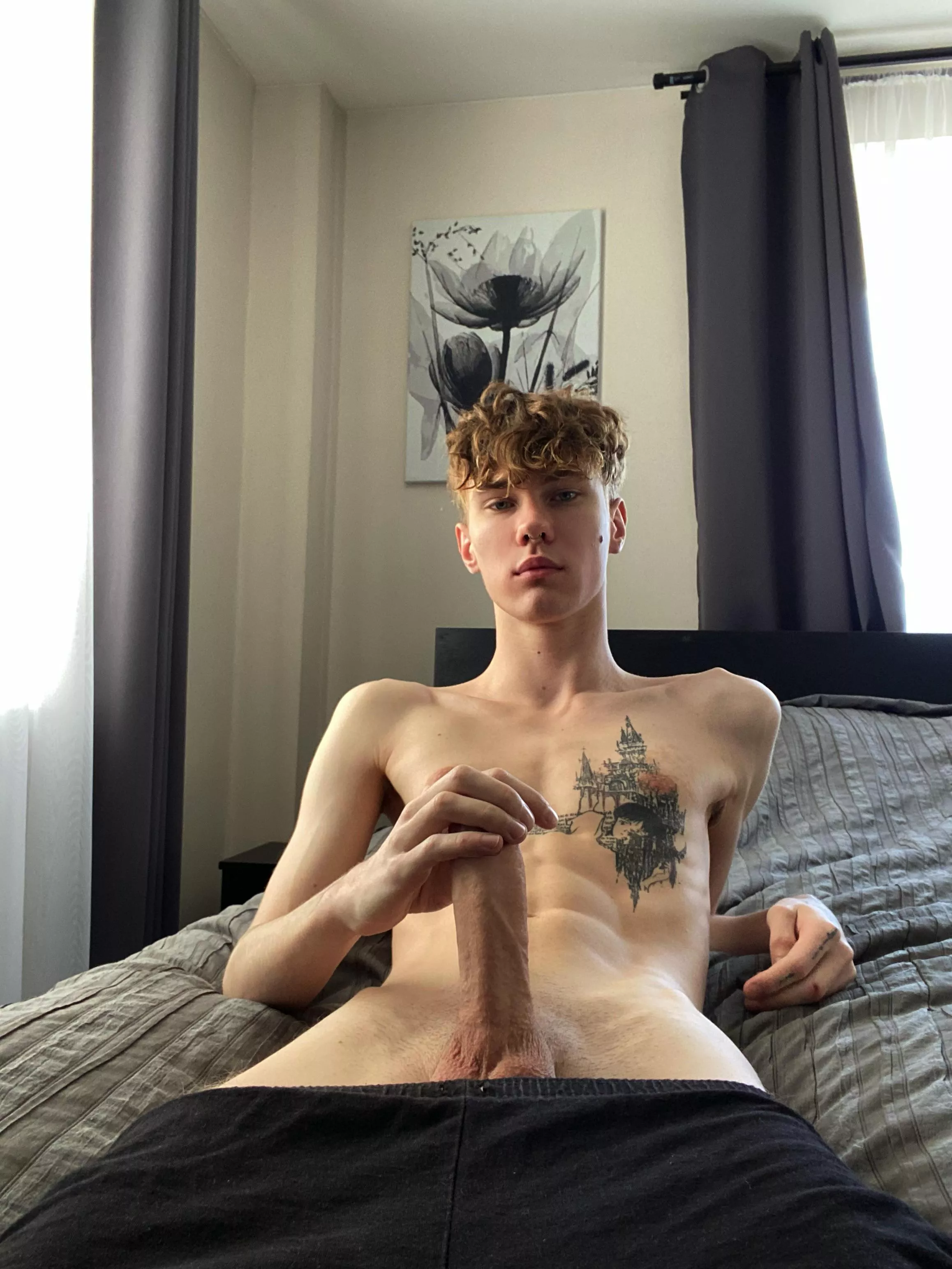 What is the most convenient place for sex do you know?😏