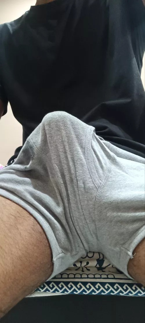 (23) How's my bulge 