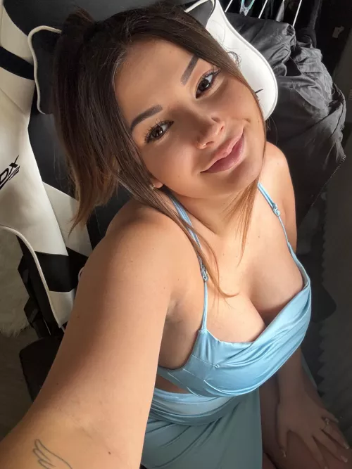 Can I be your Italian trophy? <3 (F19)