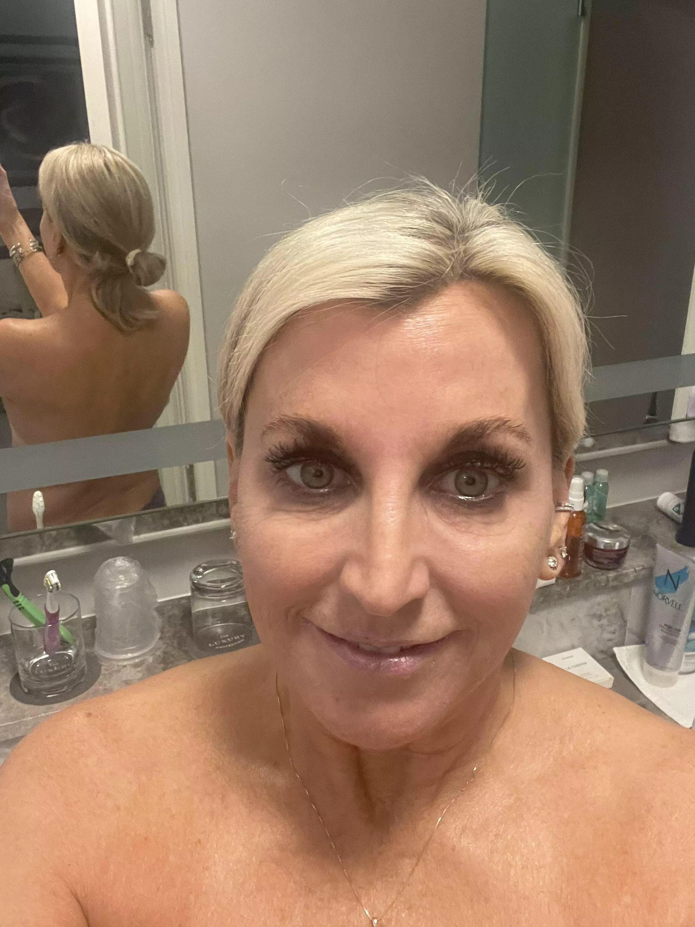 Could be the Selfie that says it all for me. NC Wife (F51)