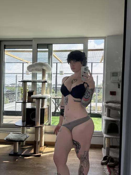 Describe me in 2 words