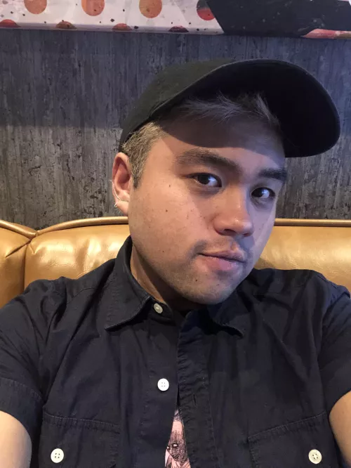 Knee deep in the passenger’s seat