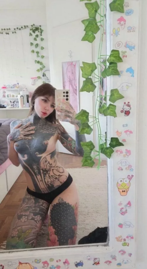 Let’s be friends with benefits 🥰