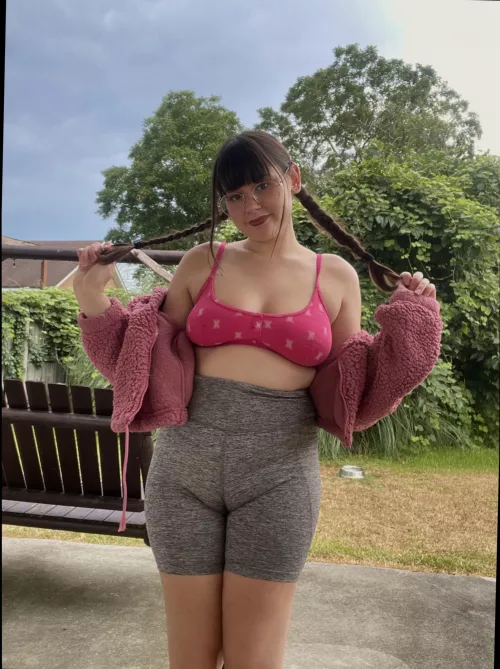 Walking my cameltoe outside :)