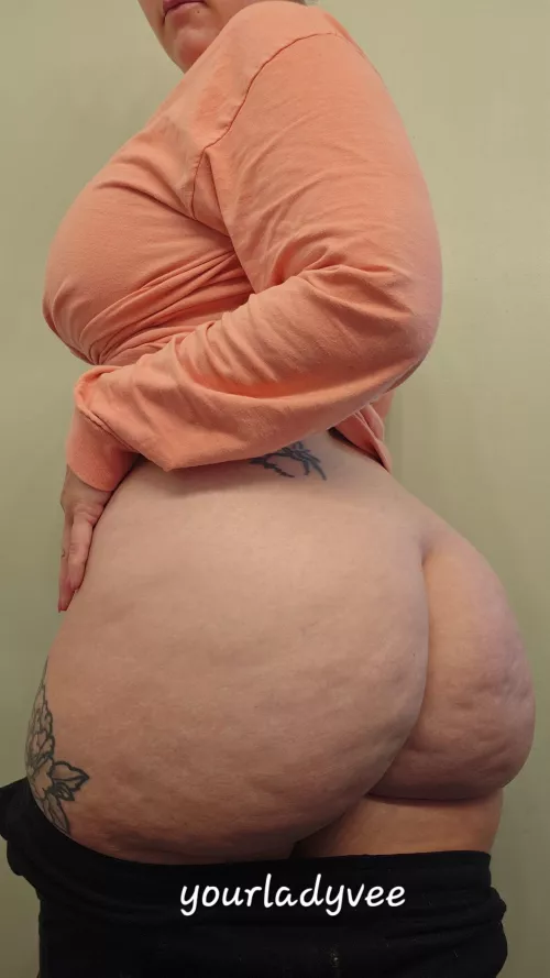 Would you eat it from behind if I asked nicely