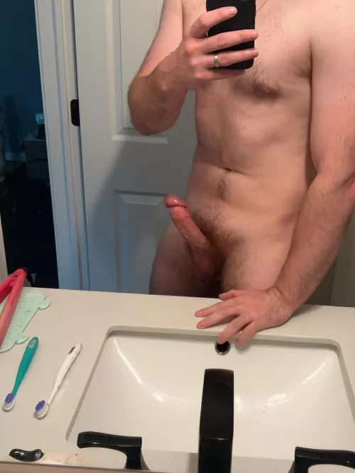 (30) Wife away ✌️