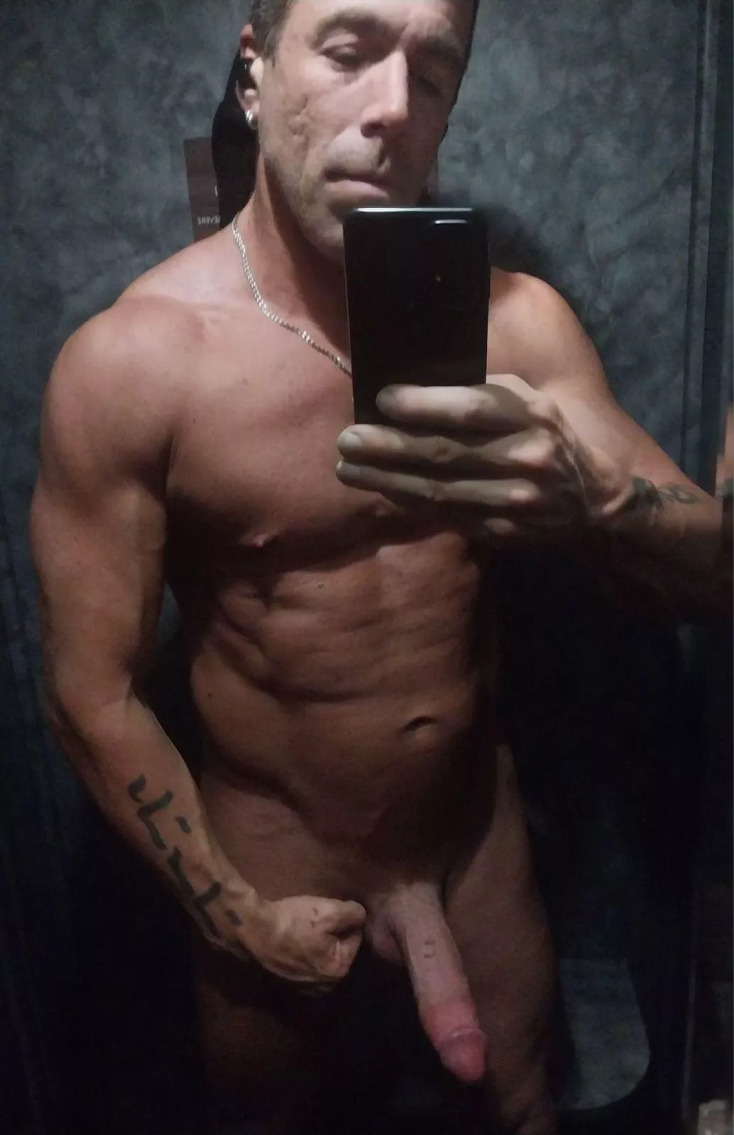 [45], 6', 178.8 lbs. Bulking and blasting. Up 3 lbs this week, 11.6 lbs last month. 