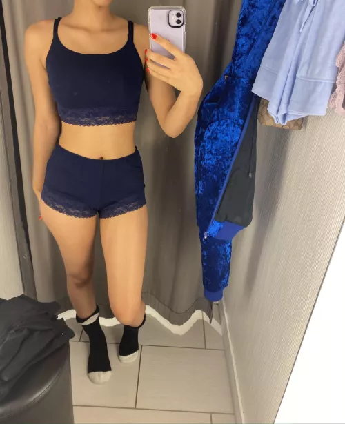 Do you like my fashion....... do you like my style ?