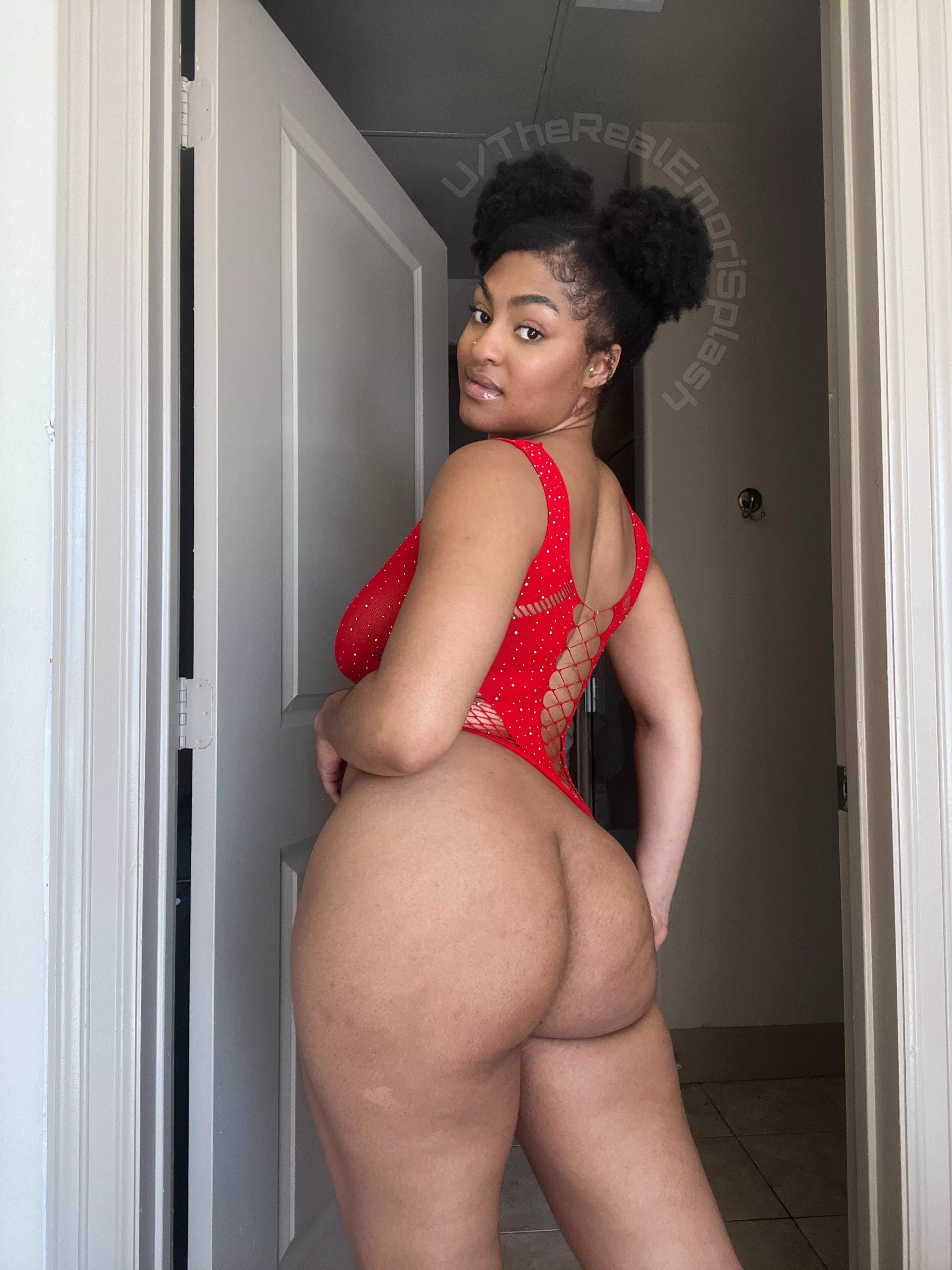 If you eat ass you could be mine 