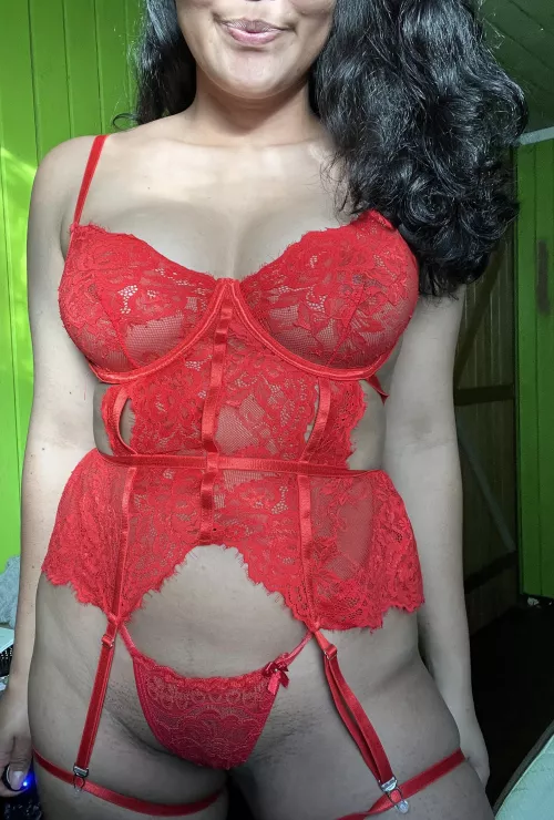 I’m look hot in red lingerie 