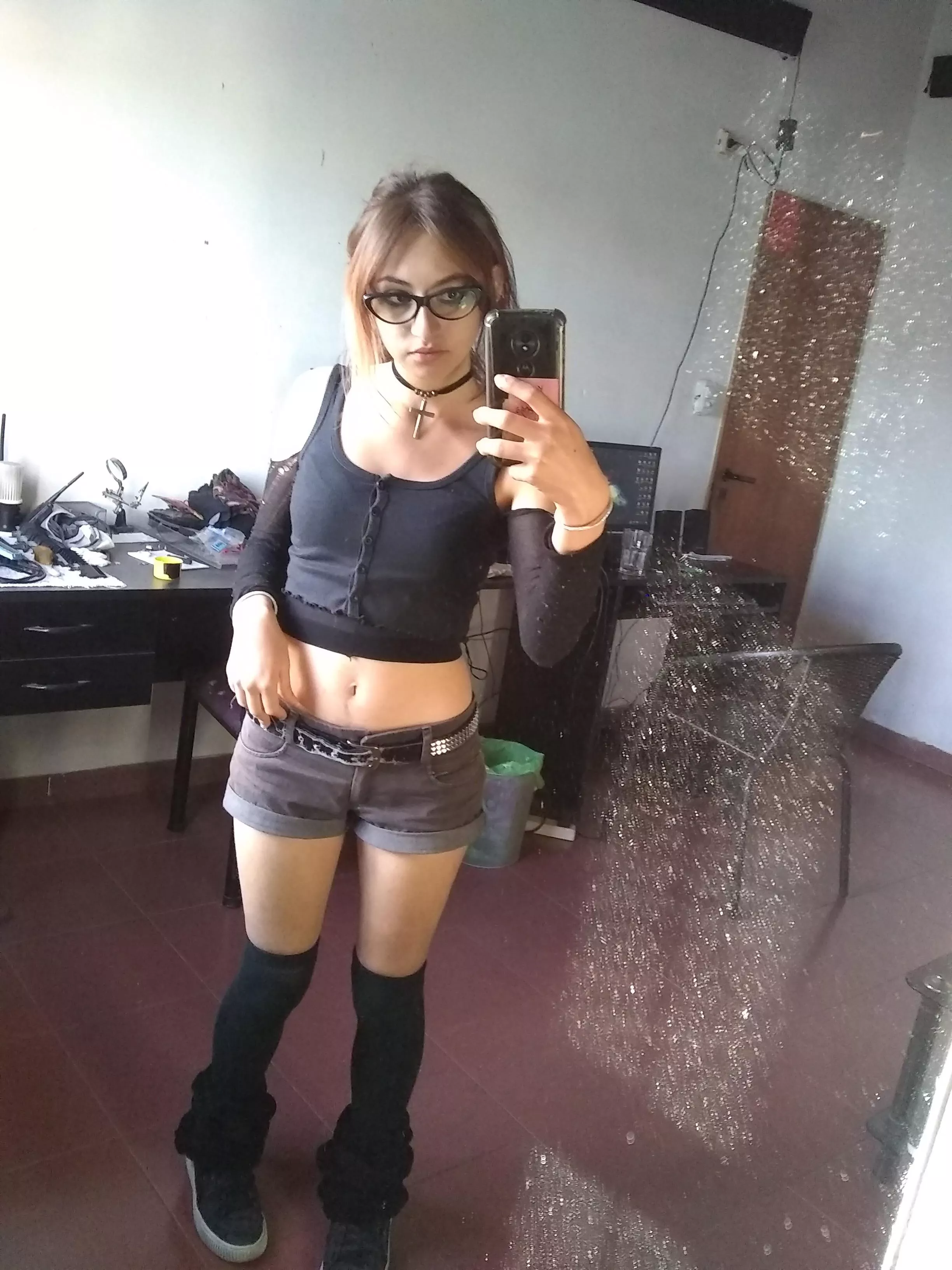 Is it true that boys are turned on by skinny girls?