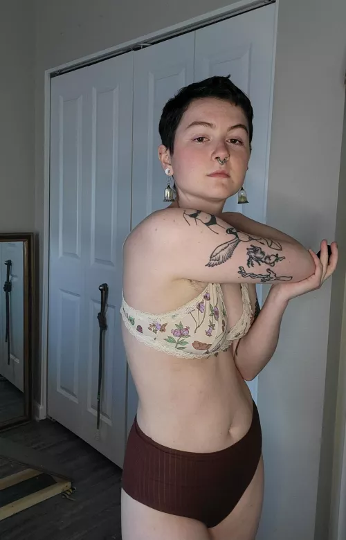 you see me at the bar by myself