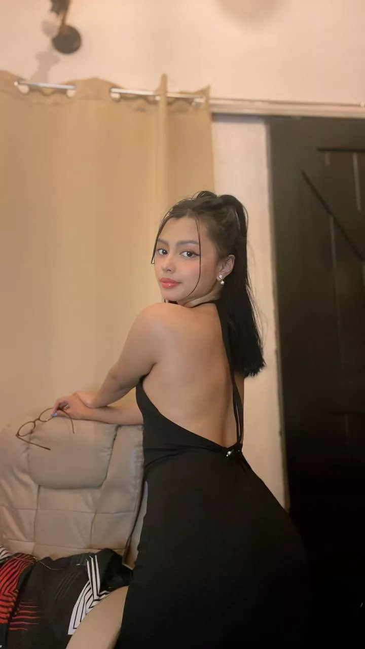 all dolled up for our date, baby