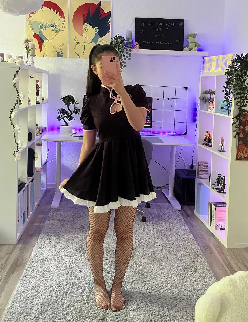 Dare to wear it to class >\\<