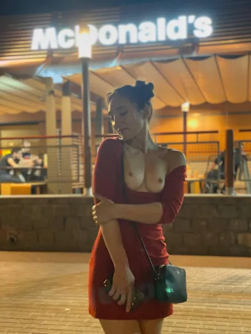 Happy meal, guys 🍟