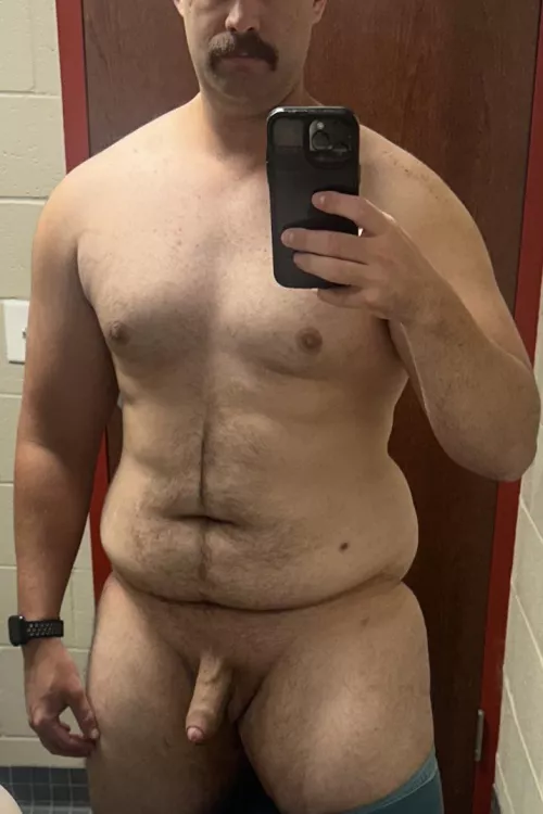 I may not have a big dick but you should see my loads! 