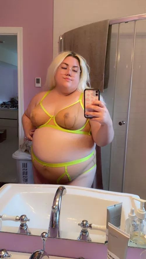 love my new bra n panty set 💚