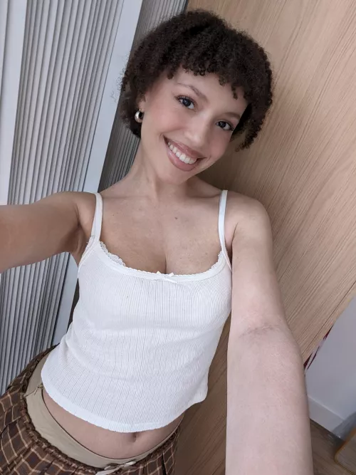 My petite body always gets excited with this pose ^_^