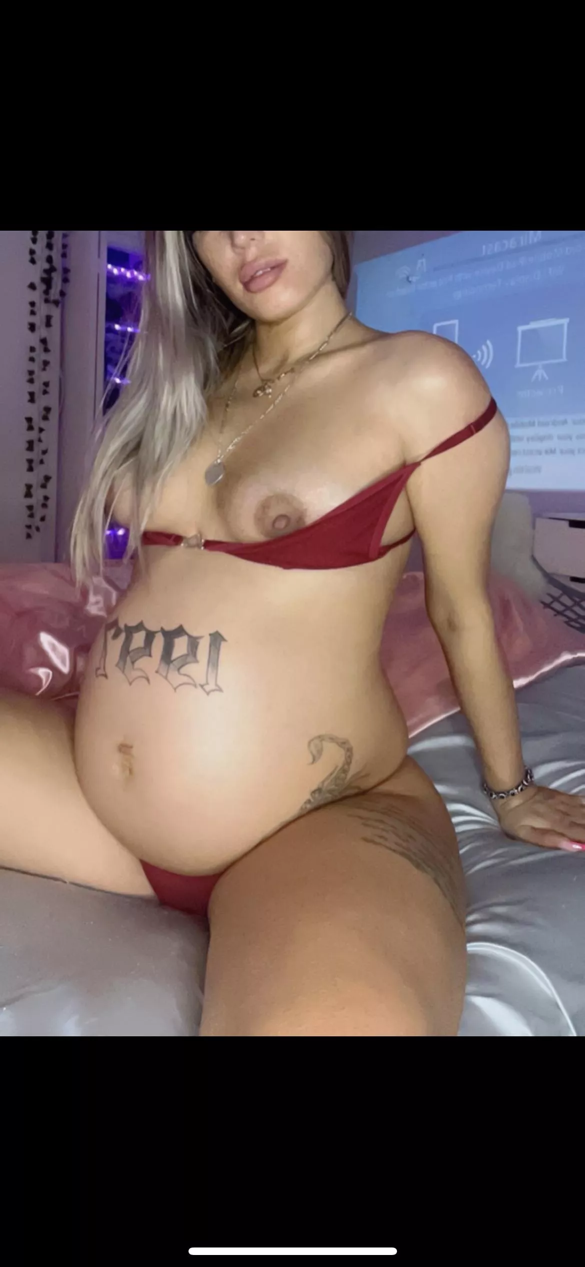 Pregnancy makes me so horny 