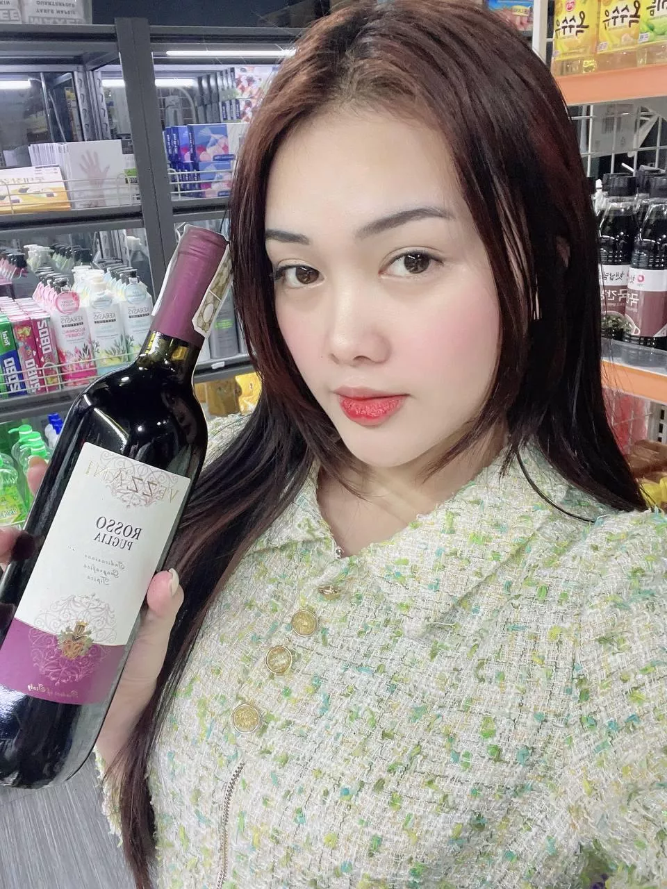 Real Asian like a sweet liquor 