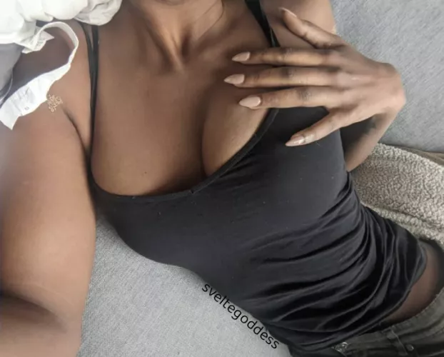 Trying to be more of a morning person, need someone to wake my body up for me [F]