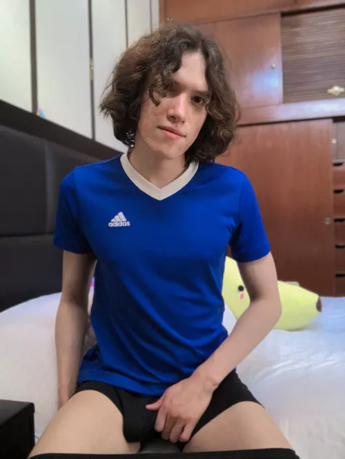 Would you sit next to me at the locker room and chat?