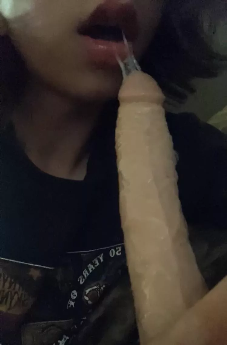 18 horny bottom dm for snap