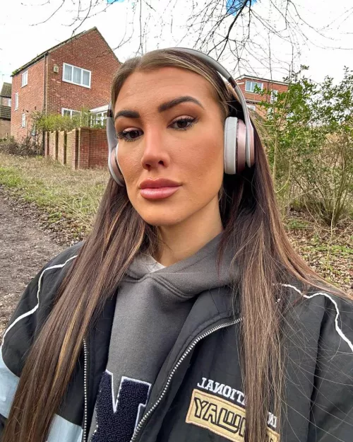 Am I classy girlfriend?