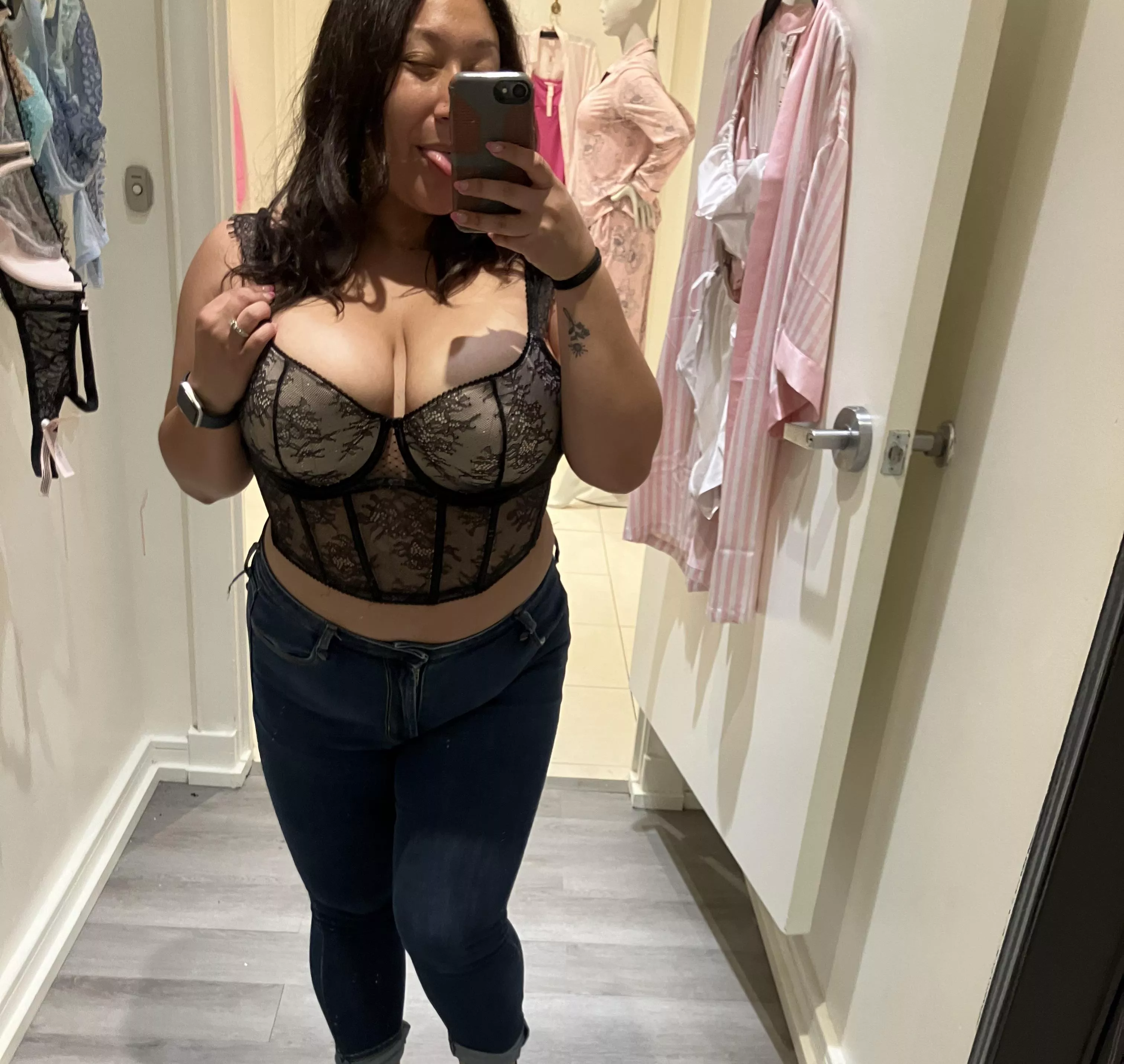 Are corsets appreciated? 