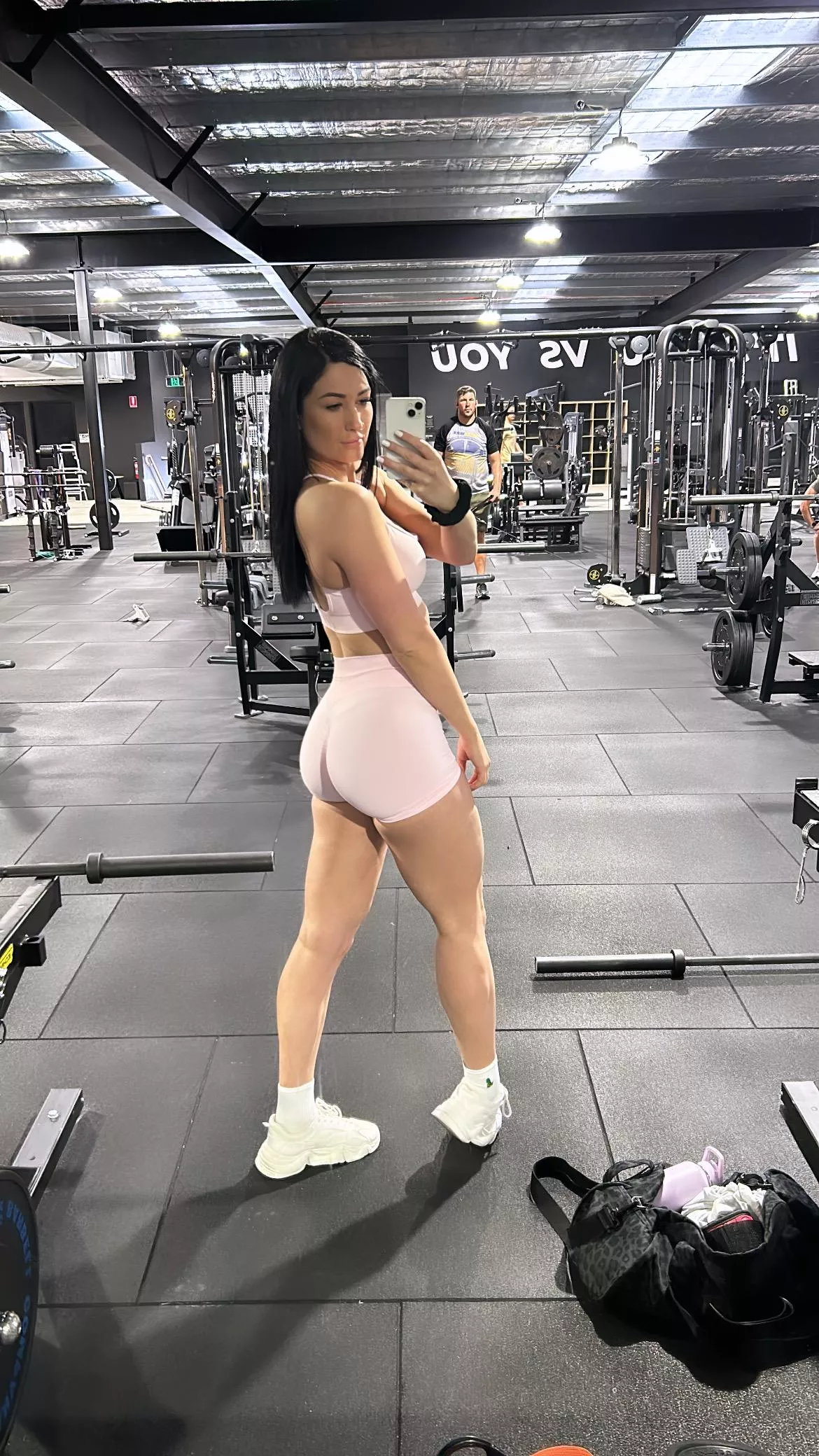 are u telling me u wouldn't pull my hair from behind?