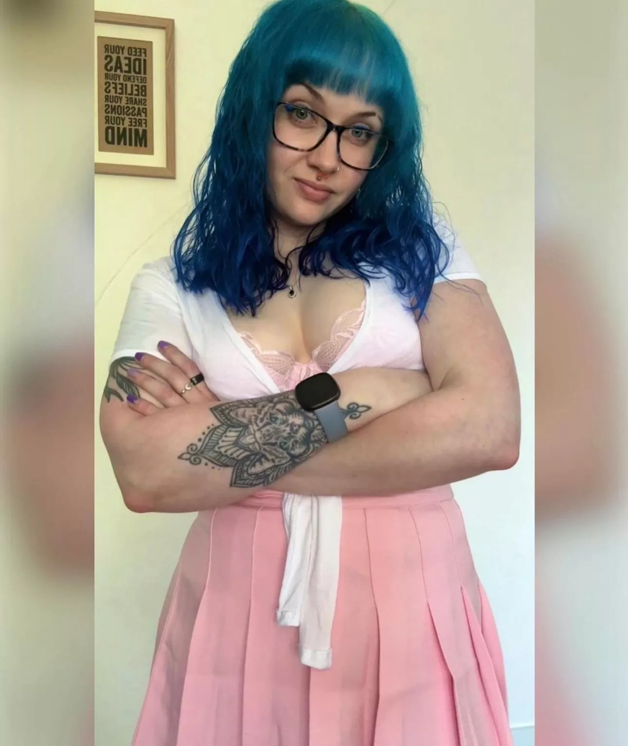 big, strong & dressed in pink 💪🏻😌💖