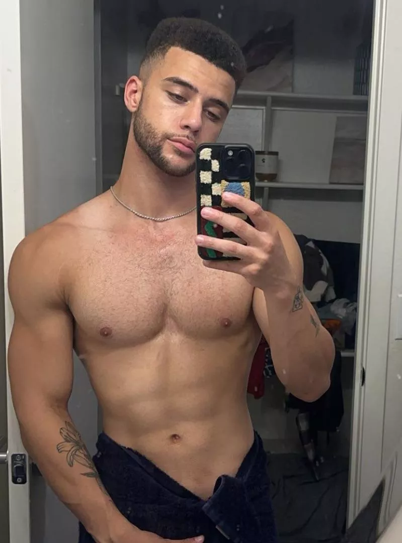 Going to start Growing out my chest hair for awhile. What you guys think so far?  Going to start Growing out my chest hair for awhile. What you guys think so far?