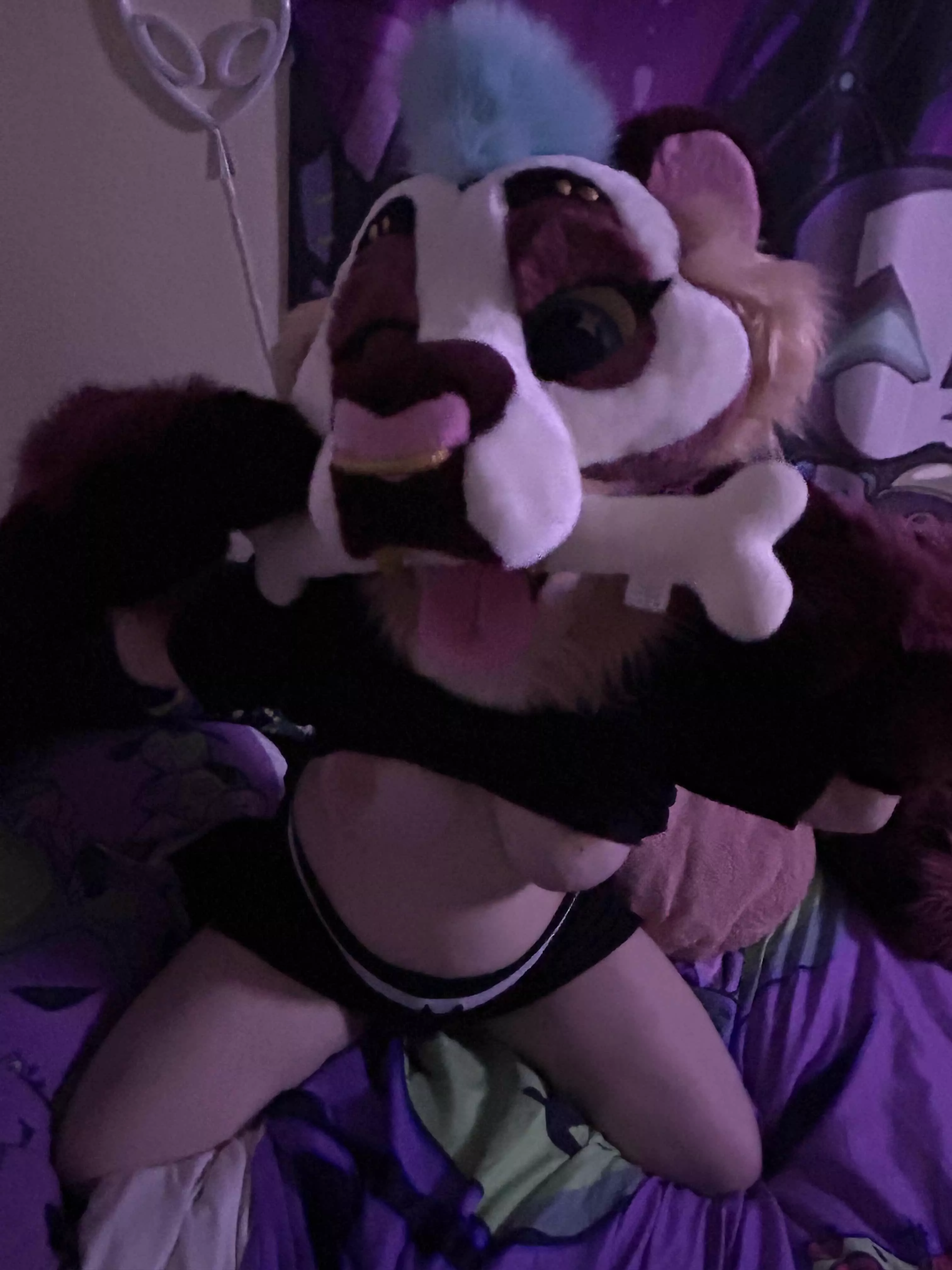 How big is YOUR bone, boys?