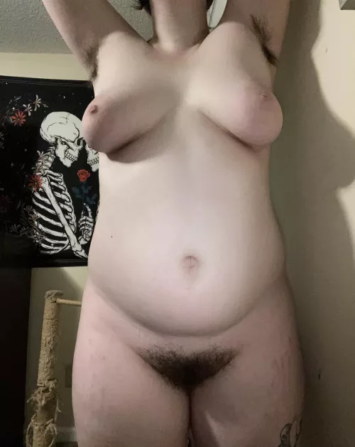 I get so turned on everytime I lift my arms or spread my legs