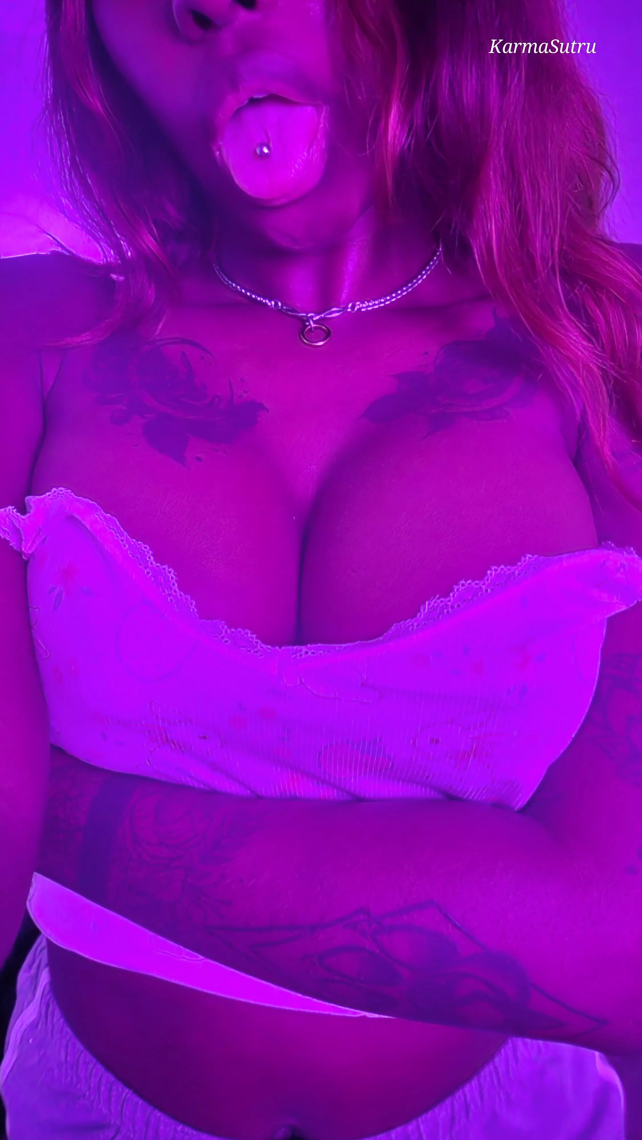 Let's cuddle & Game together 