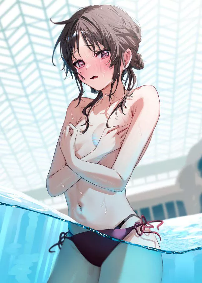 Lost Her Top At The Pool