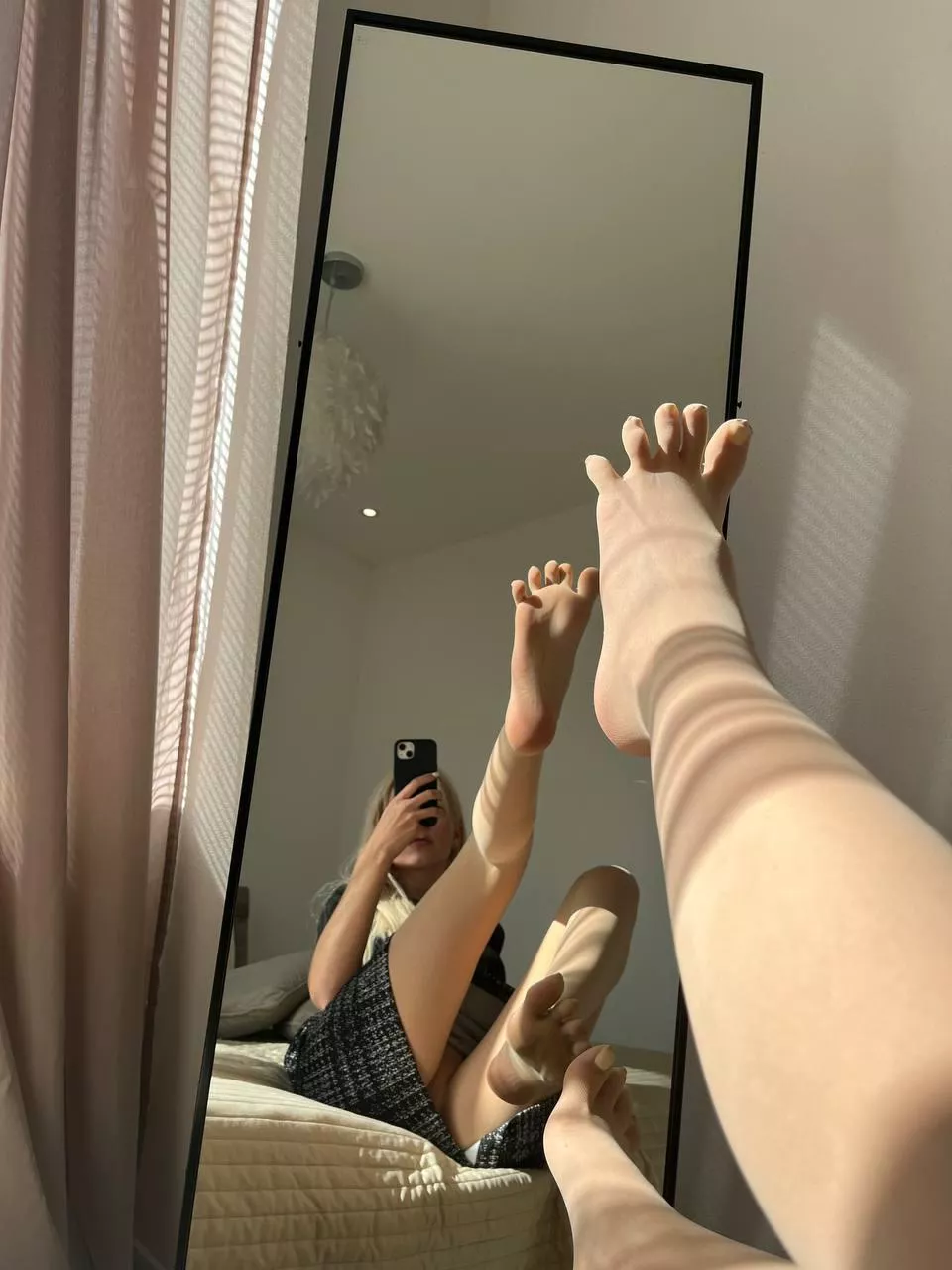 My toes are saying hi to you :)