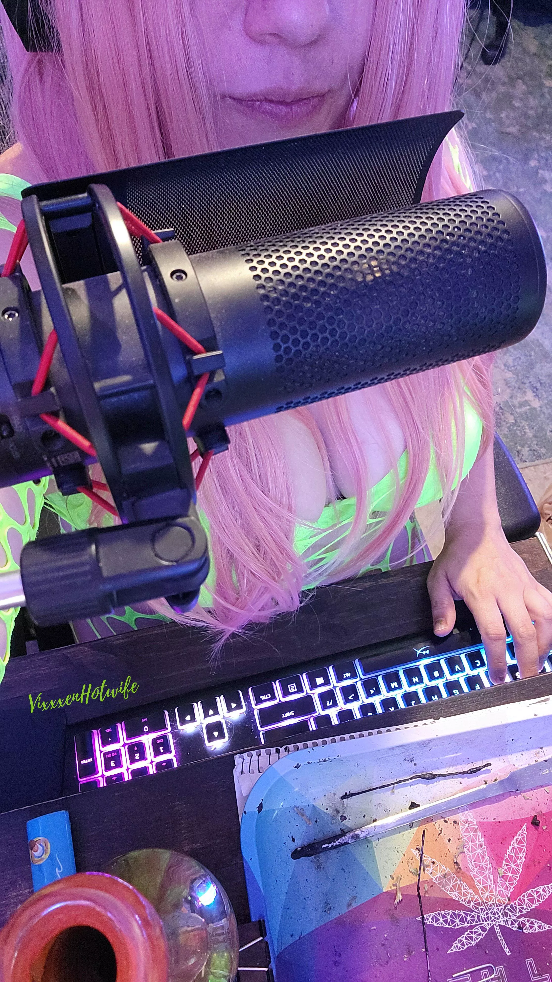 Neon dreams and pink hair, it's a match made in heaven.