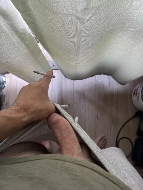 50 curious. Chilling . Open to chat.